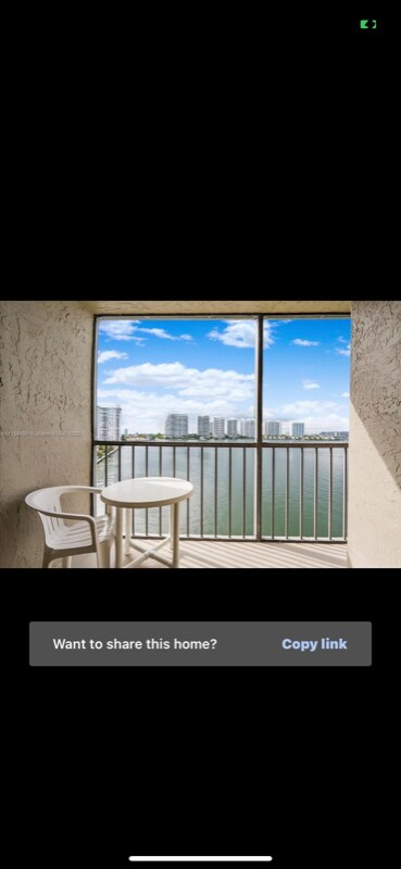 Building Photo - 17500 N Bay Rd