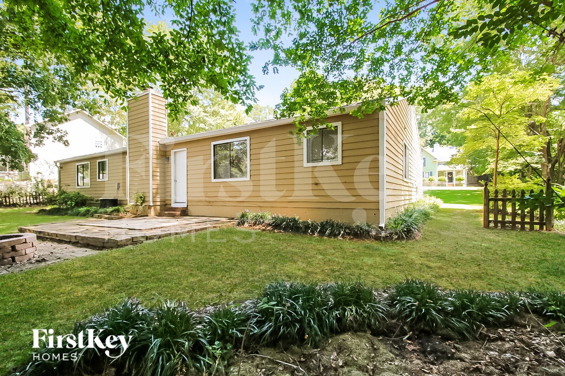 Building Photo - 205 Lanyard Loop