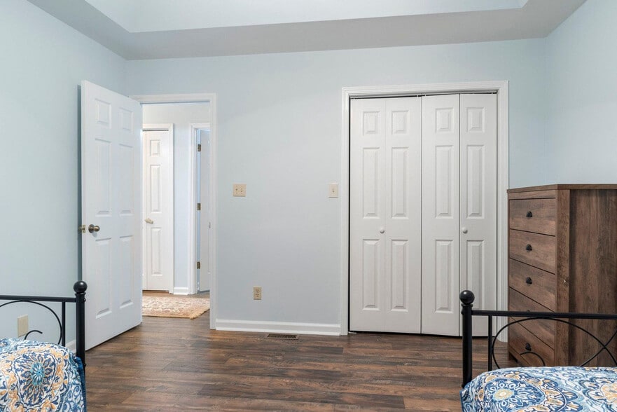 Building Photo - 160 Hugh Dorsey Rd