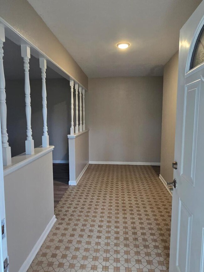 Building Photo - 7210 Headlee Rd