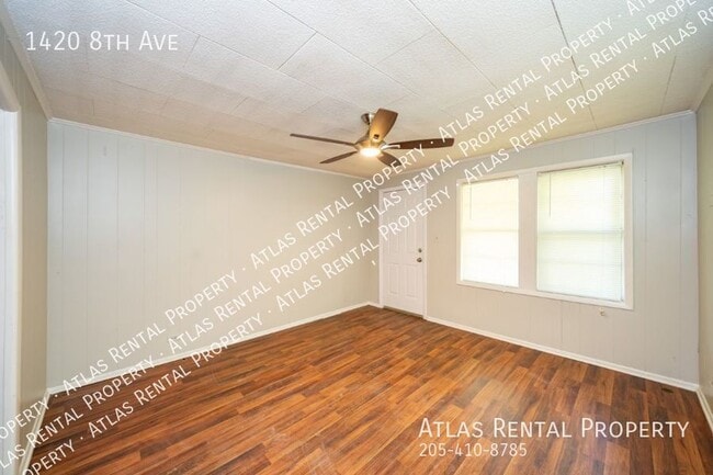 Building Photo - 1420 8th Ave