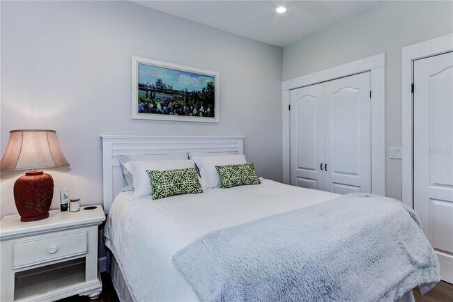 Building Photo - 1201 S Palmetto Ave