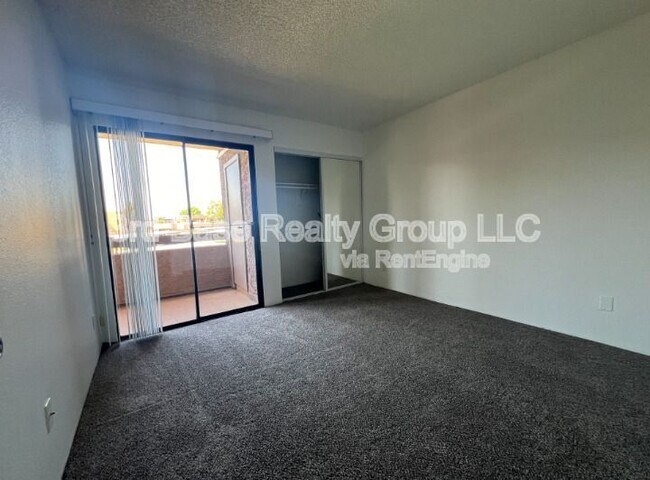 Building Photo - 3601 W Tierra Buena Ln