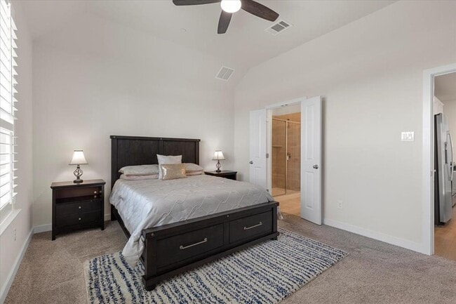 Building Photo - 2500 Forest Creek Dr