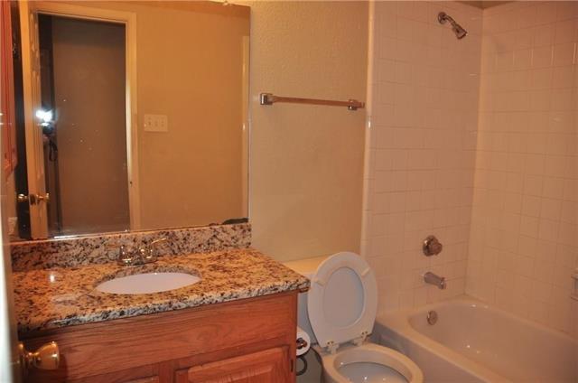 Building Photo - 2114 Copperleaf Dr
