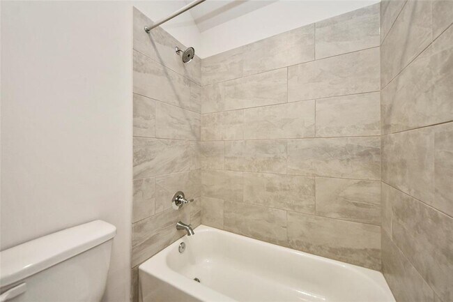 Building Photo - 21814 Ash Cypress Ct