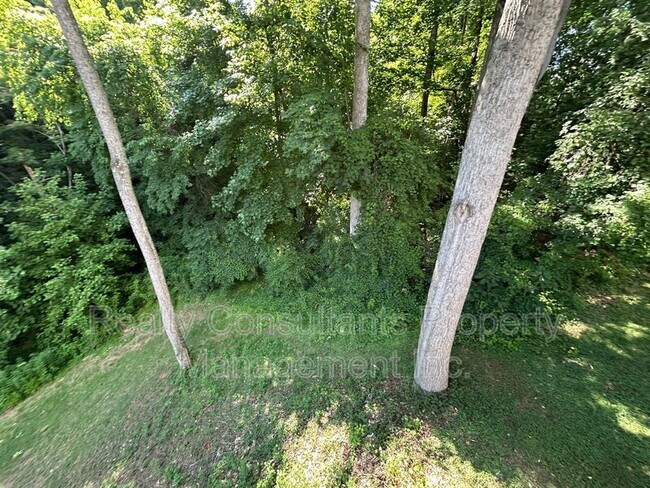 Building Photo - 4540 Pebble Lake Dr