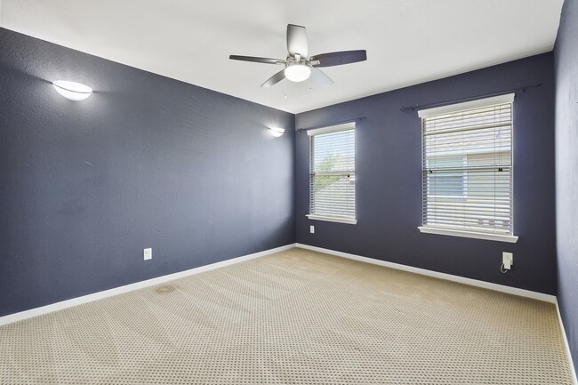 Building Photo - 2957 Autumn Brook Ln
