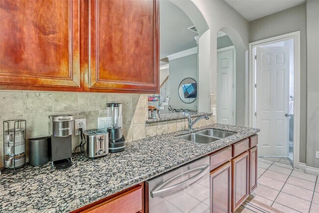 Building Photo - 9113 Creekstone Lake Dr