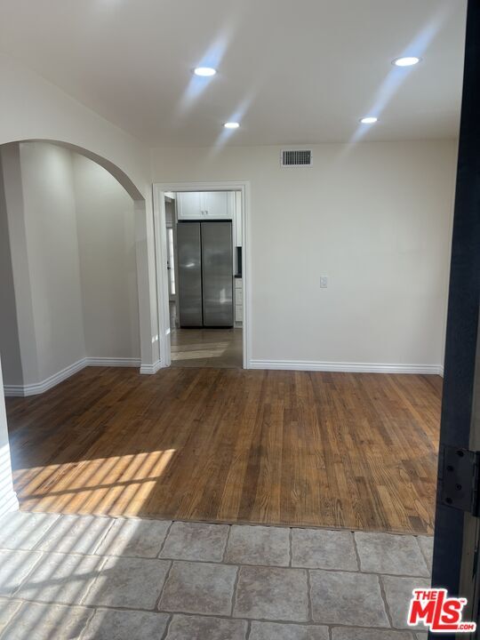 Building Photo - 8536 McConnell Ave