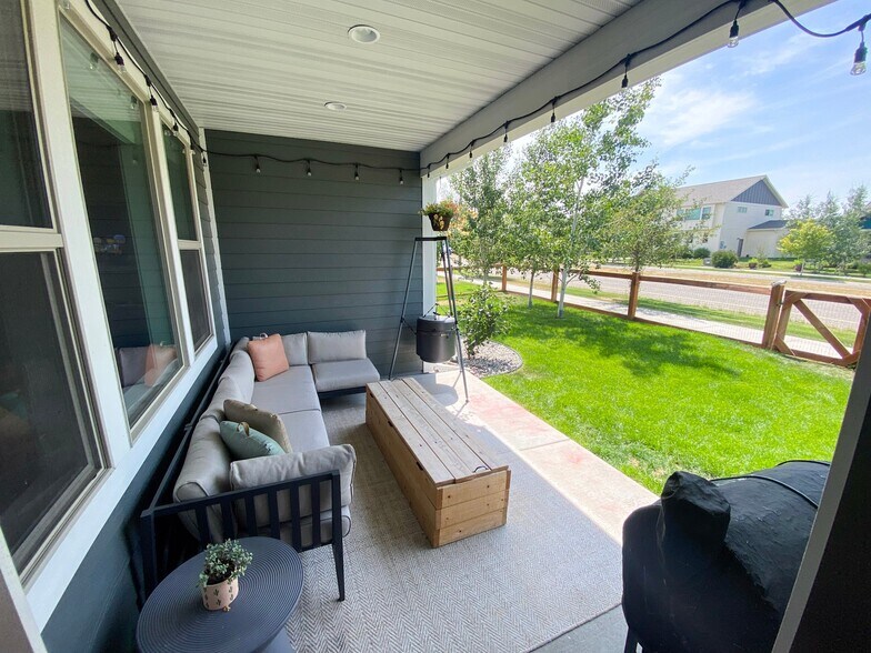 Building Photo - 3319 S 26th Ave