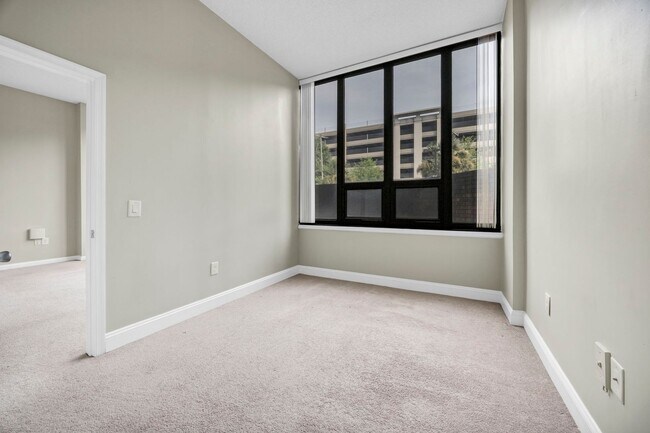Building Photo - 1100 Wheat St