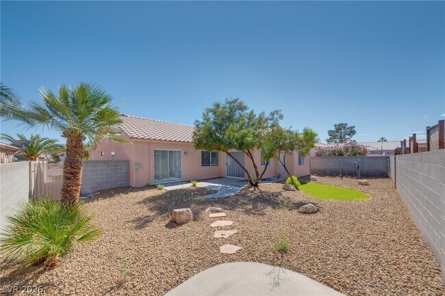 Building Photo - 3738 St Phillip Ct
