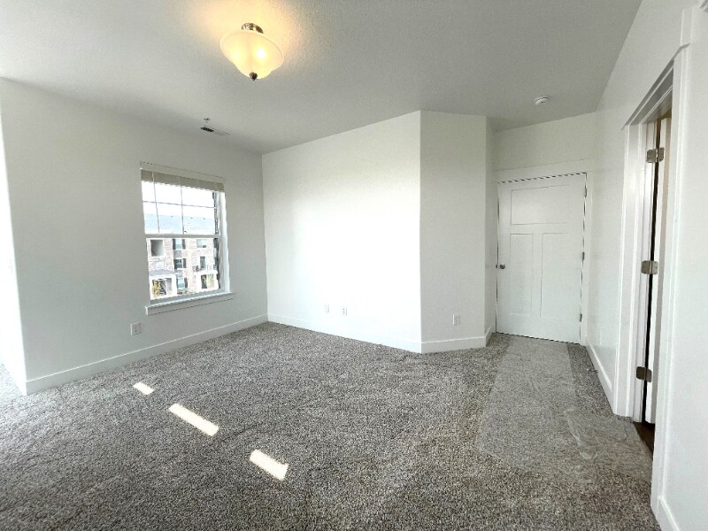 Building Photo - 13128 Keegan Dr