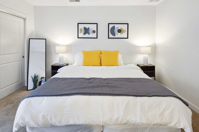 Building Photo - 111 State St