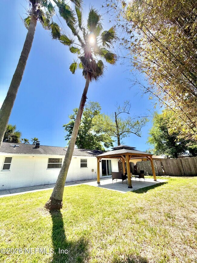 Building Photo - 25 Seatrout St