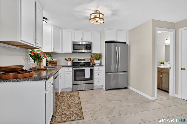 Building Photo - 61 Brandywine Ln