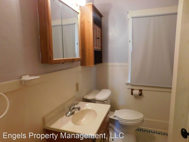 Building Photo - 5 br, 2 bath House - 524 W 4th