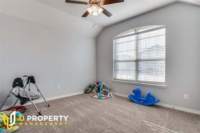 Building Photo - Exceptional 1-Story Home in a Peaceful Com...