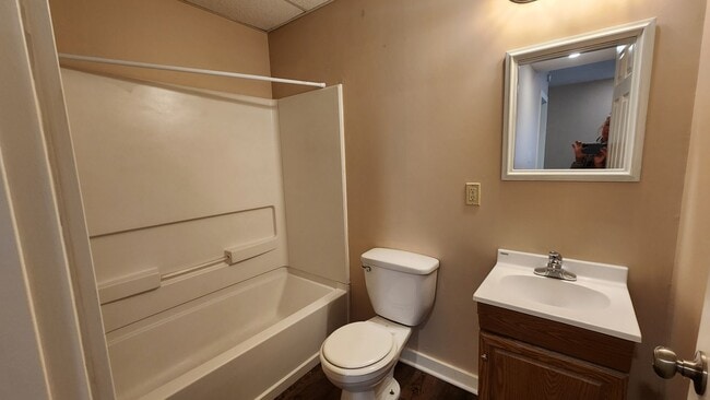 Building Photo - Vattier 1215