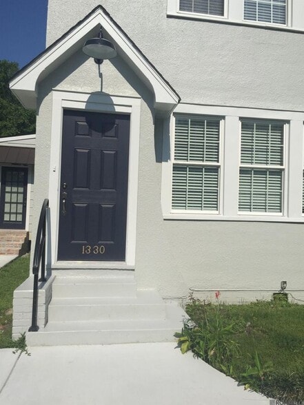 Building Photo - 1330 Camellia Ave