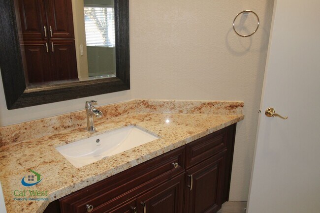 Building Photo - $2775 - ***MOVE IN BONUS - $250 OFF 2nd MO...