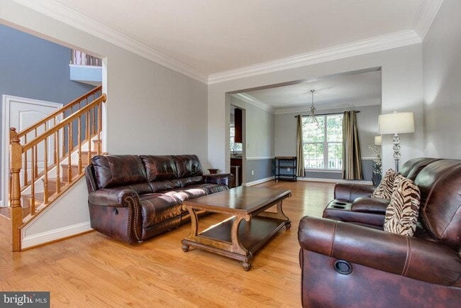 Building Photo - 2191 Oak Forest Dr
