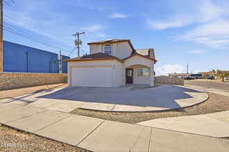 Building Photo - 9024 Tammy Ct