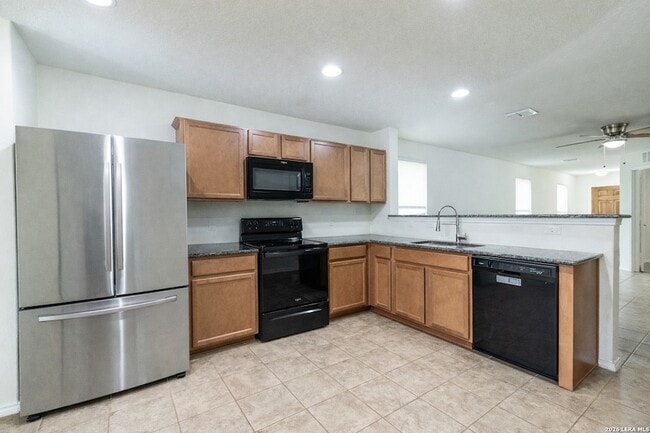 Building Photo - 342 Mistflower