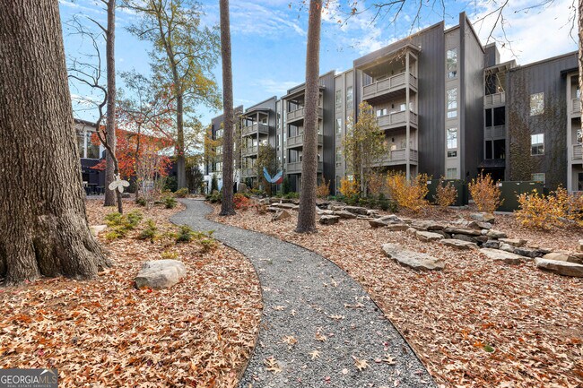 Building Photo - 255 High St