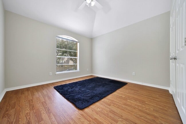 Building Photo - 3206 Summer Bay Dr