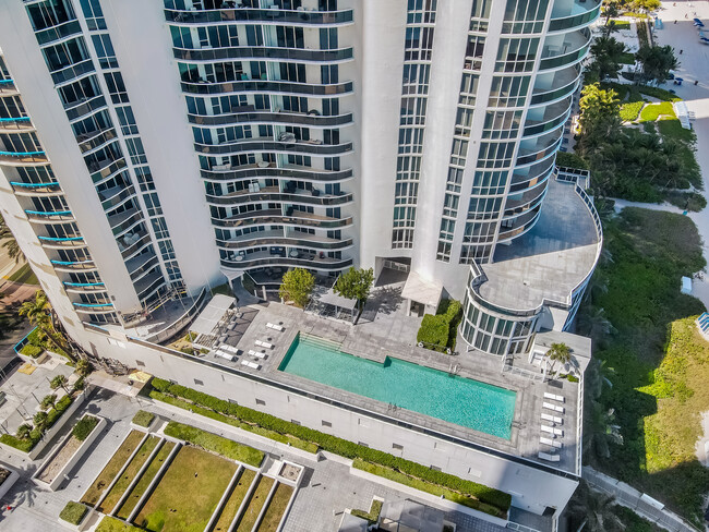 Aerial View - 15901 Collins Ave