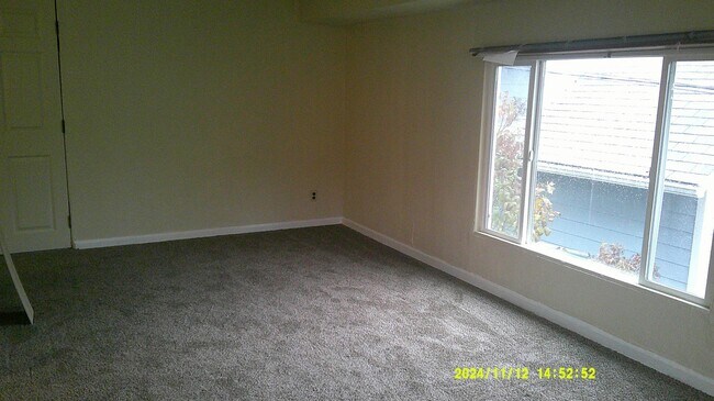 Building Photo - 2056 NW Van Buren Ave