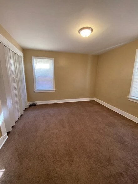 Building Photo - 653 Seagirt St