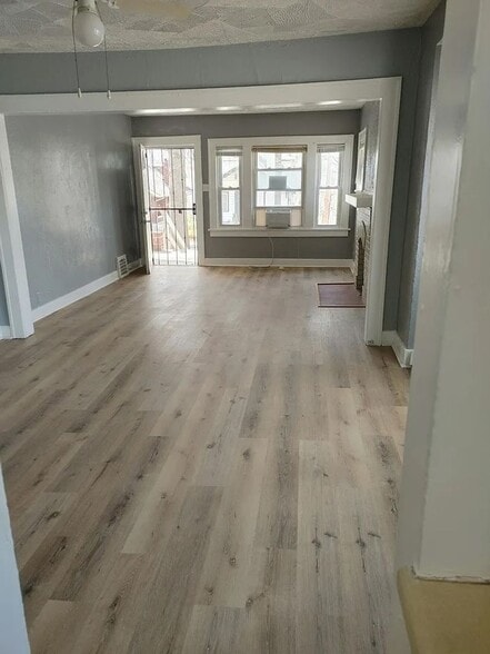 Building Photo - 5401 Highland Ave