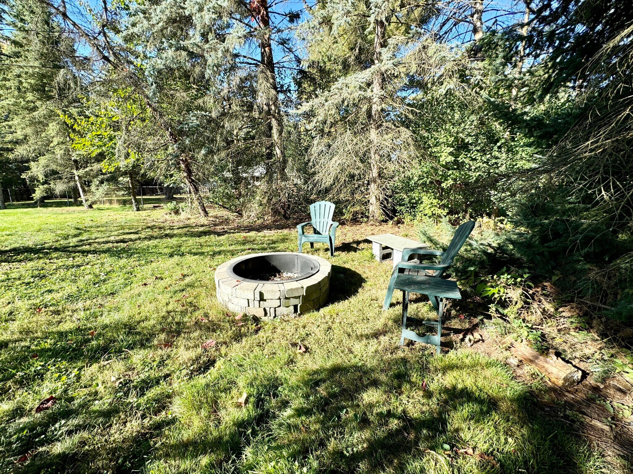 Building Photo - 24461 Willow Ln