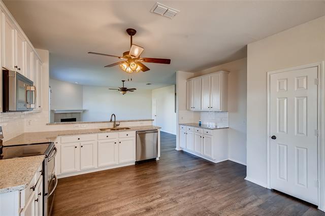 Building Photo - 12620 Summerwood Dr