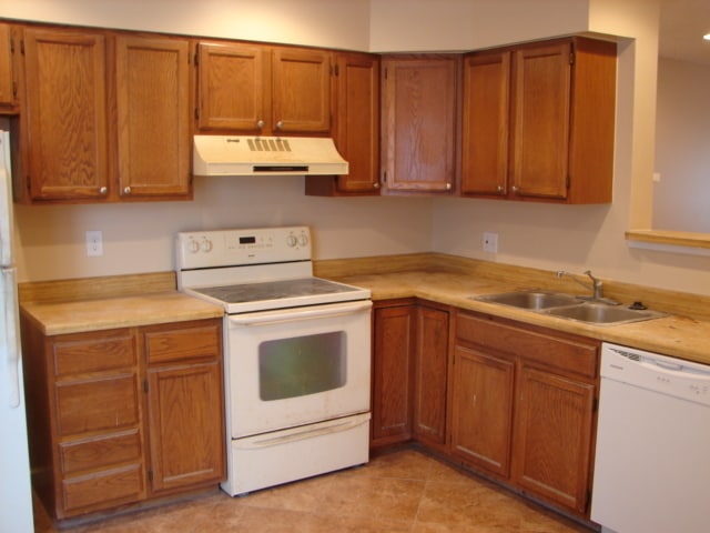 Building Photo - 7616 Lexington Manor Dr