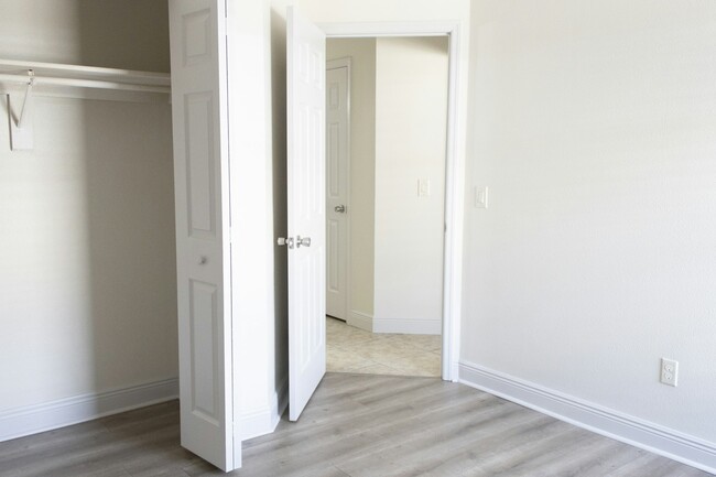 Building Photo - 6715 Meritmoor Cir