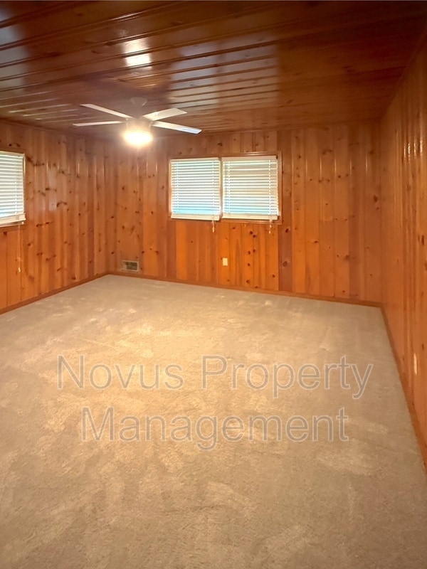 Building Photo - 150 Corinth Poseyville Rd
