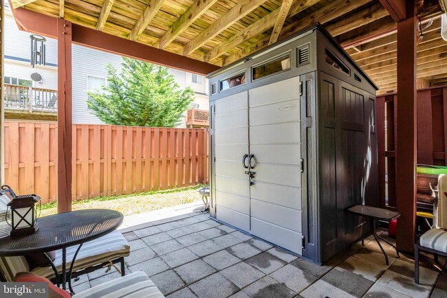 Building Photo - 5475 Owens Wood Ct
