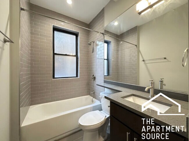 Building Photo - 1142 Maple Ave