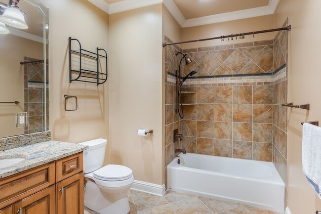 Building Photo - 1079 Ridgecrest Dr