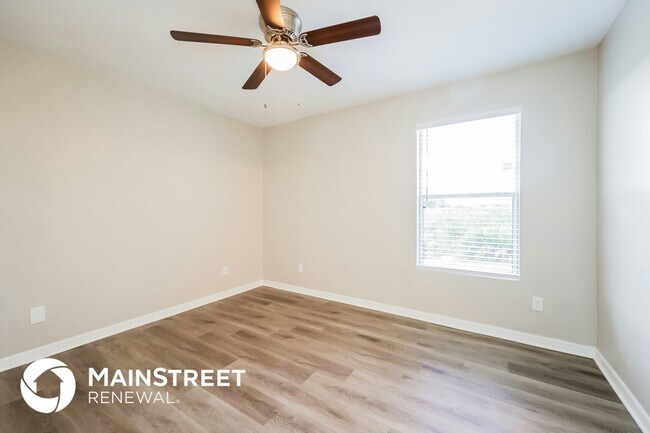 Building Photo - 2814 72nd St W