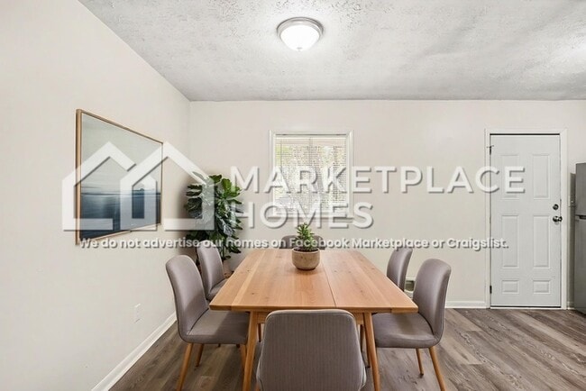 Building Photo - 10091 Silent Trail