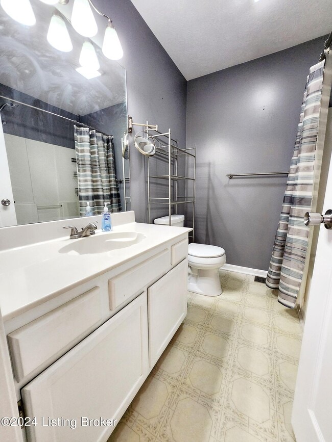 Building Photo - 10903 Aspenview Ct