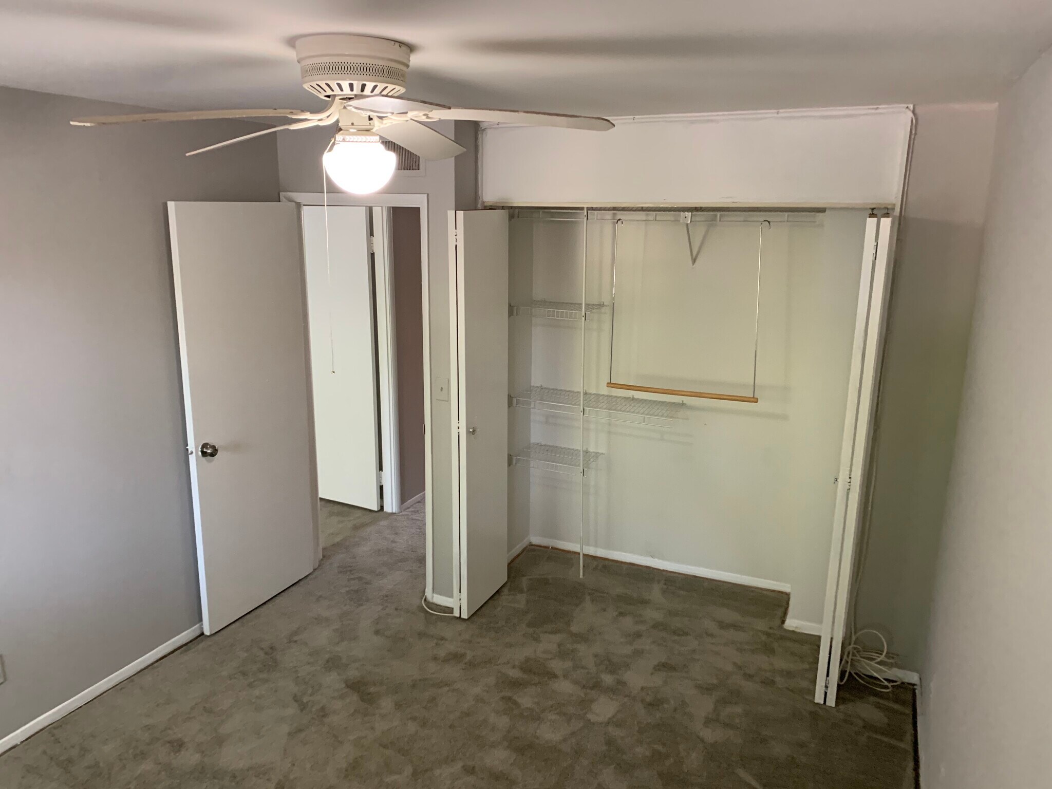 Building Photo - 7509 Spring Lake Dr