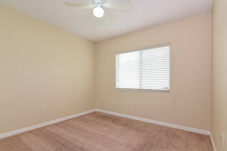 Building Photo - 11011 Whitecap Dr