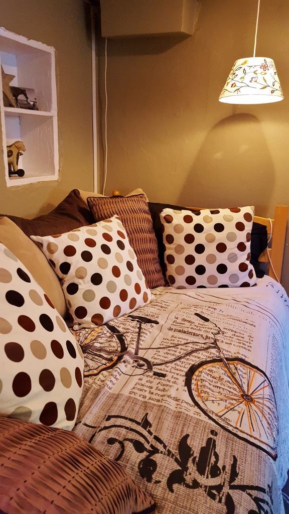 Building Photo - 1310 Hollow Rd