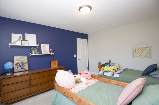 Building Photo - Spacious 5-Bedroom Home with 3 Full Bathrooms in Carthage, NC - Perfect for Your Family!